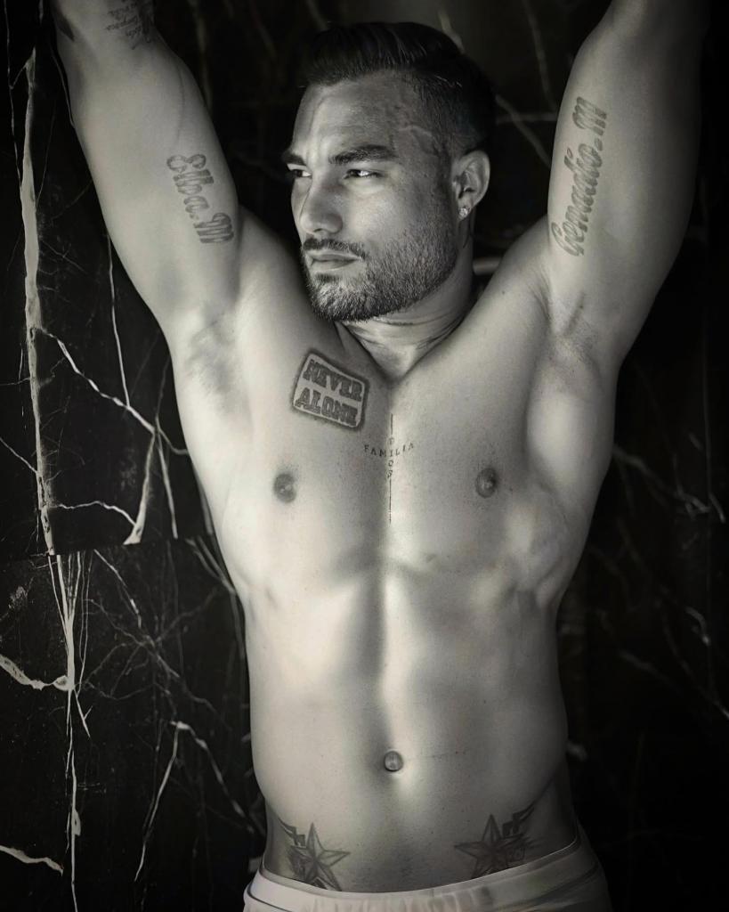 Chico busca chica en Cádiz: 