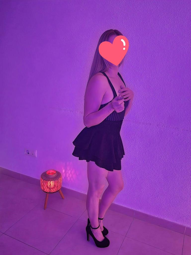 Chica busca chico en Almería: 