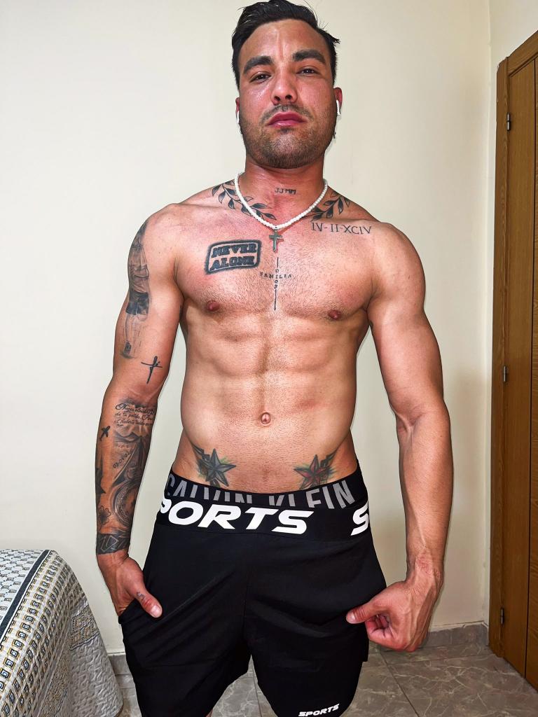 Chico busca chica en Cádiz: 