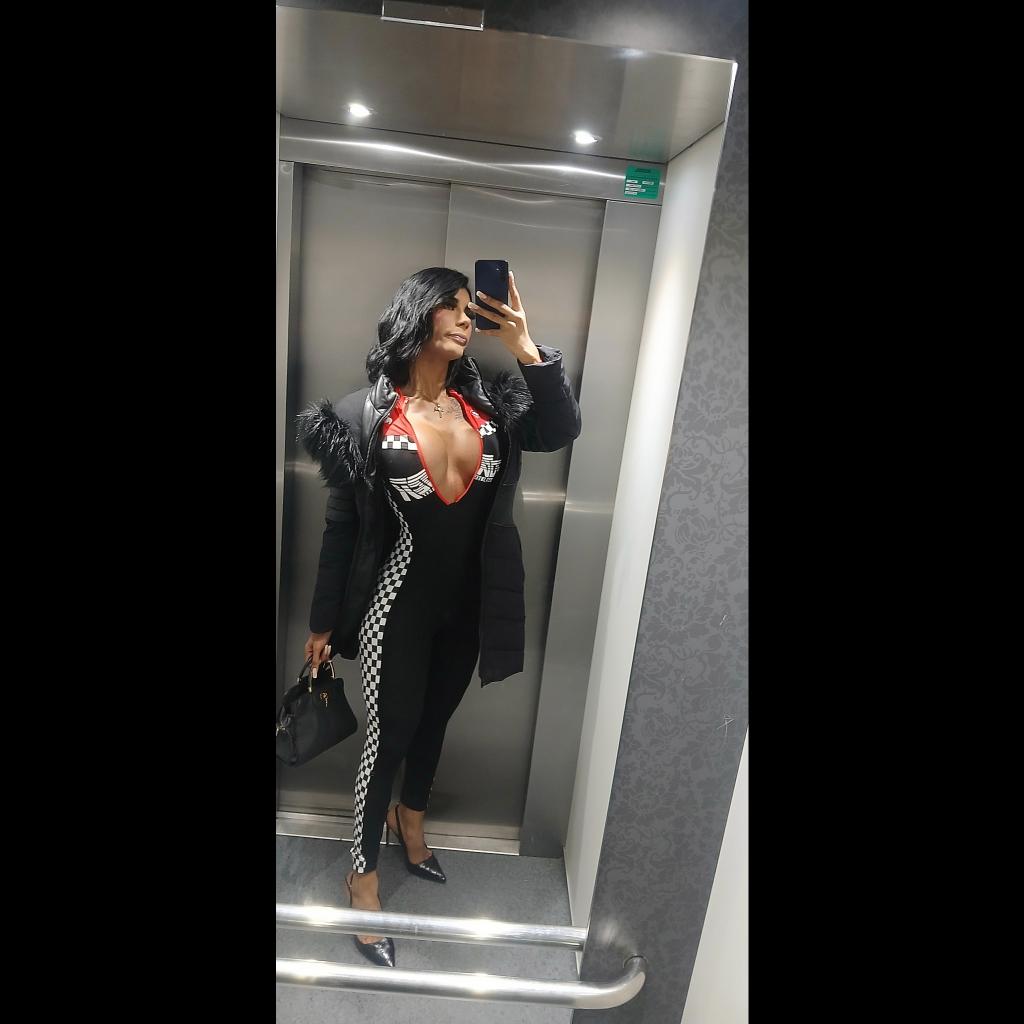 613383760: Transexual en Toledo