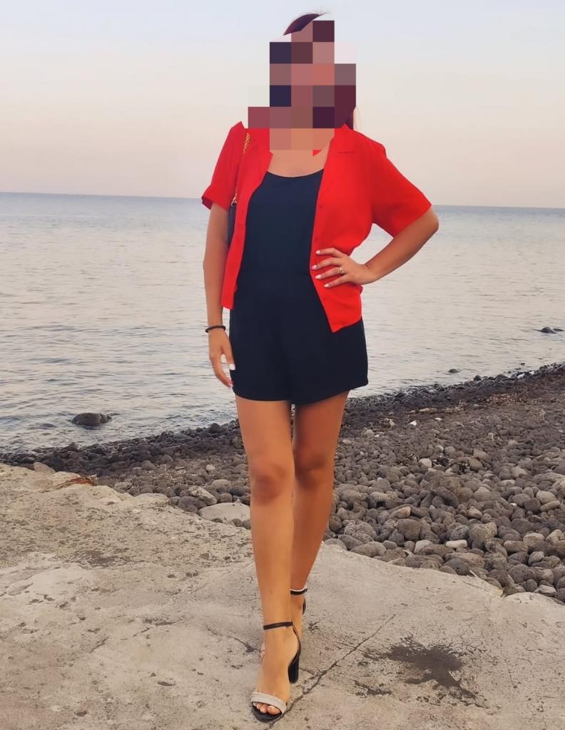 631755044: Chica busca chico en Barcelona