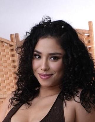 654556913: Chica busca chico en Tenerife