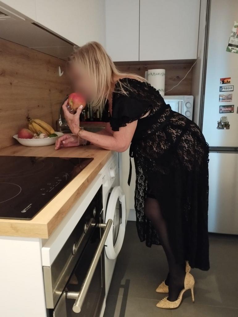 Chica busca chico en Alicante: 