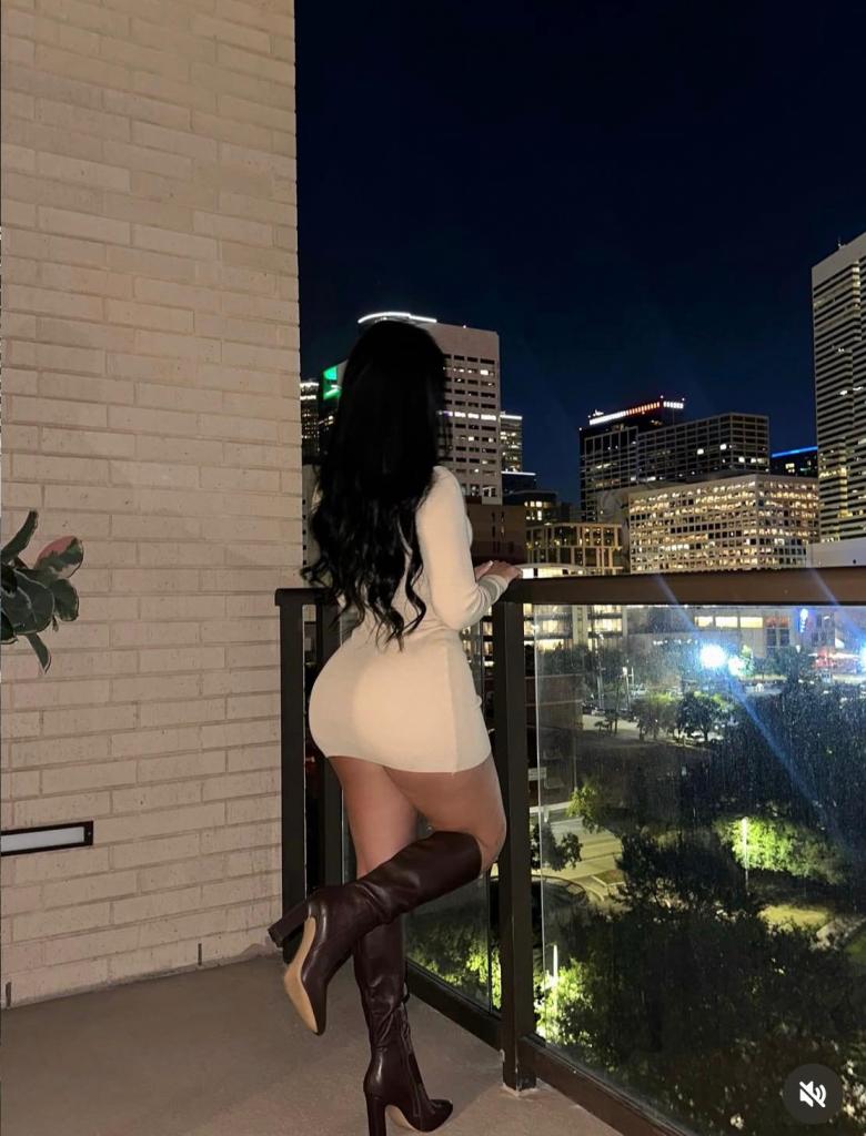 Chica busca chico en Mallorca: 