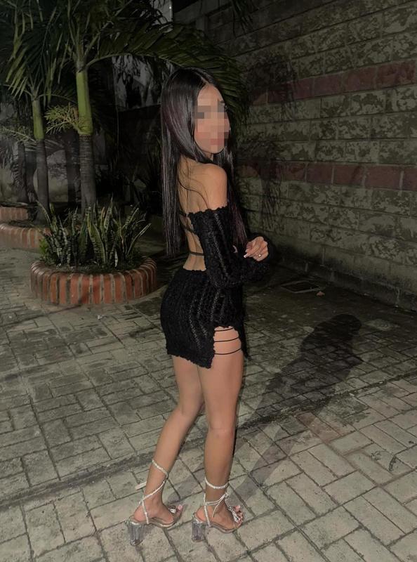 674327159: Chica busca chico en Navarra