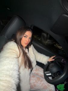 672126389: Chica busca chico en Málaga