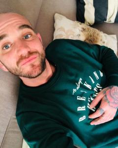 654856122: Chica busca chico en Málaga