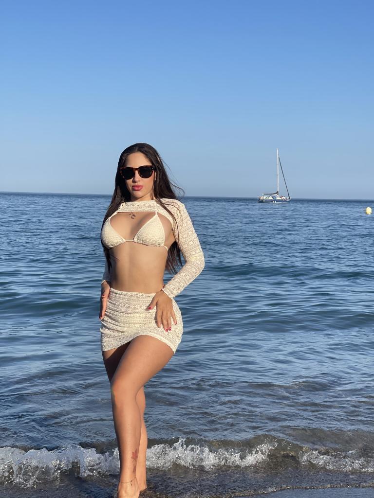 674970494: Chica busca chico en Málaga