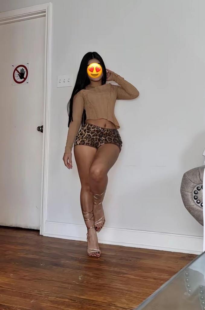 631056776: Chica busca chico en Alicante