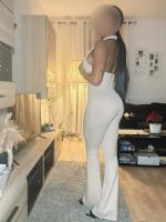 637109642: Chica busca chico en Sevilla