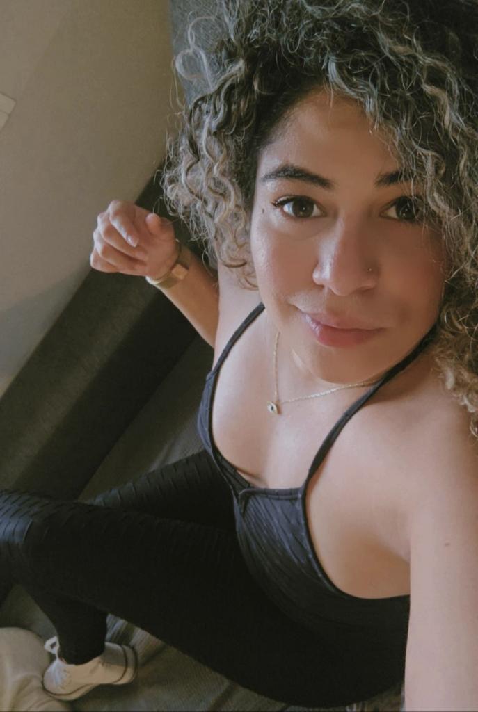 Chica busca chico en Granada: 