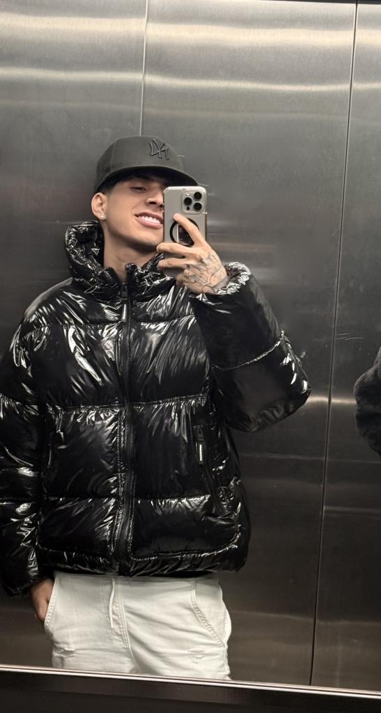 687728084: Chico busca chica en Madrid