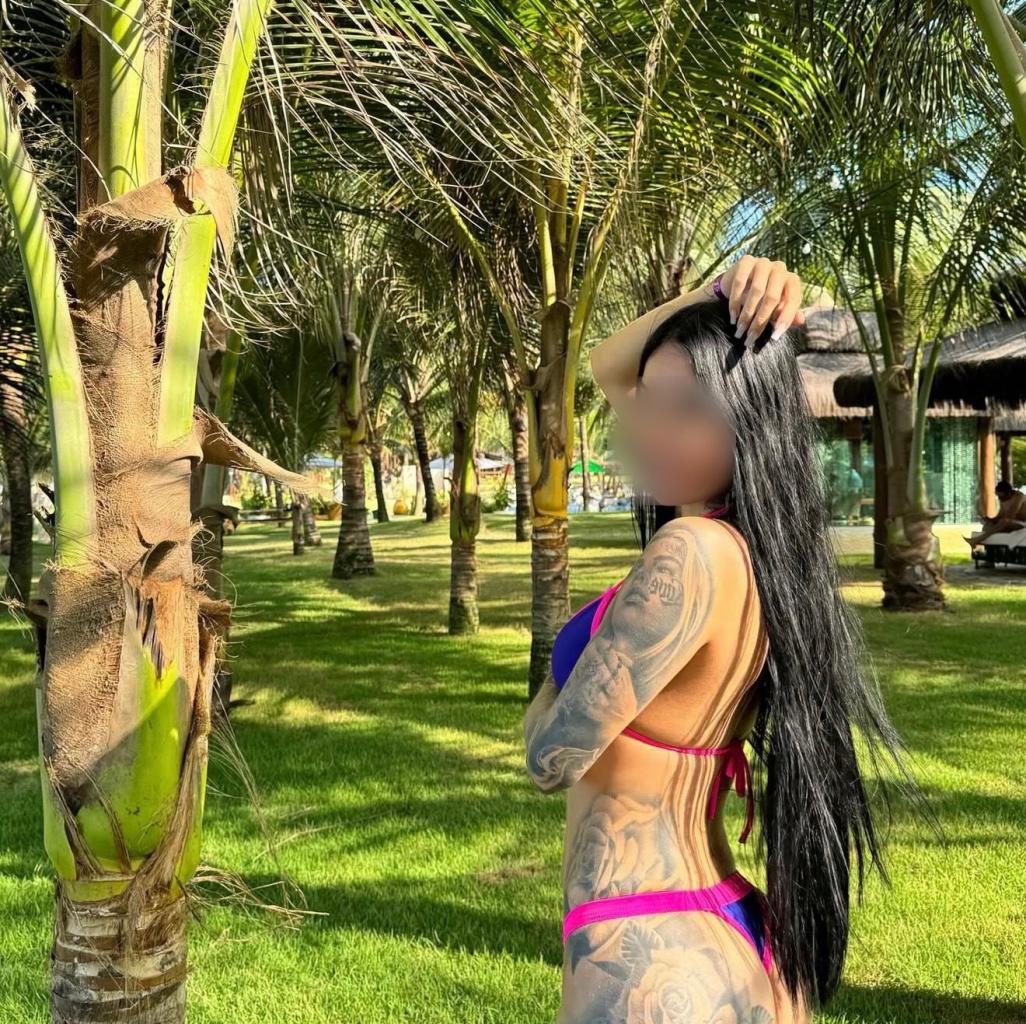 607032496: Chica busca chico en Sevilla