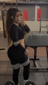 613577357: Transexual en Zaragoza