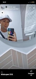 631340856: Chico busca chica en Barcelona