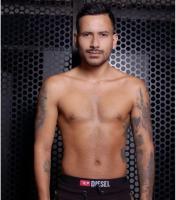 637901163: Chico busca chica en Barcelona