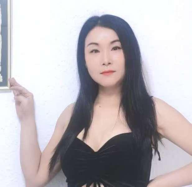 Chica busca chico en Murcia: Chica busca chico