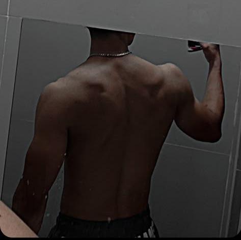 Chico busca chica en Salamanca: 