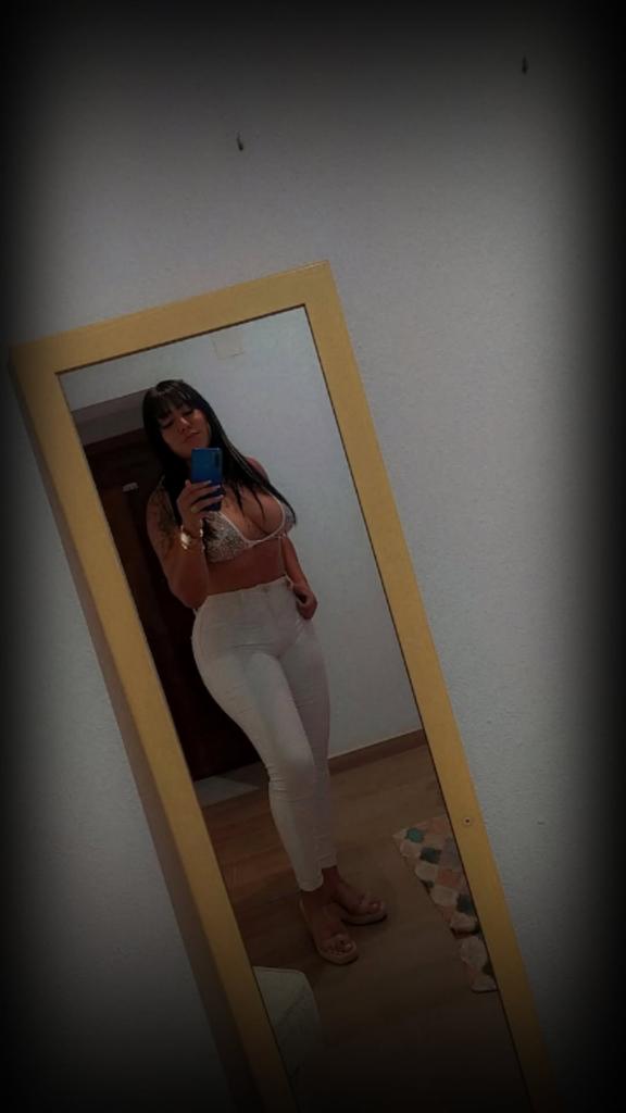 Chica busca chico en Sevilla: 