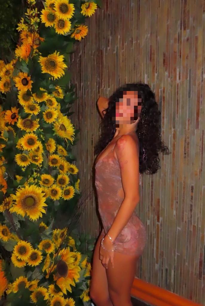 613444562: Chica busca chico en Cádiz