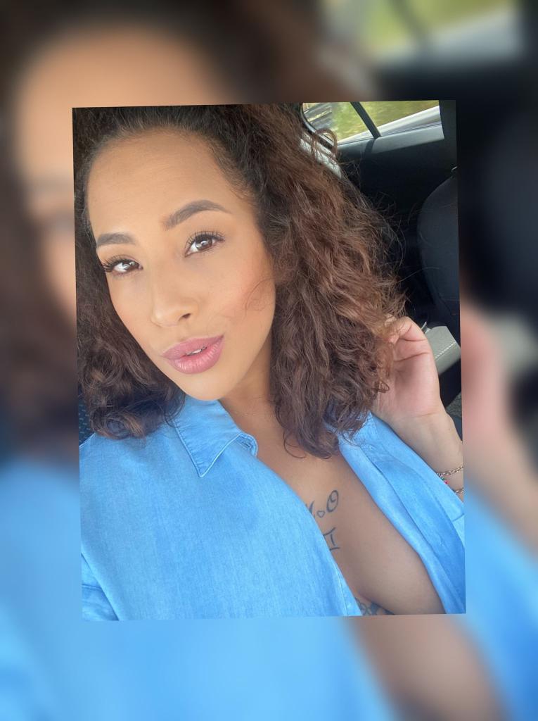 Chica busca chico en Zaragoza: Chica busca chico