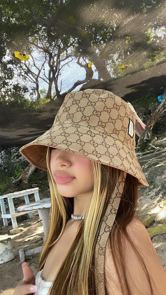 Chica busca chico en Asturias: 