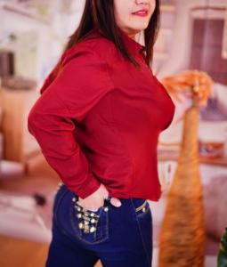 672594048: Chica busca chico en Madrid