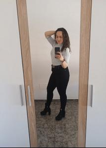 627066146: Chica busca chico en Madrid