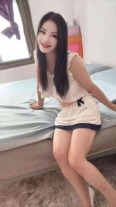 655724757: Chica busca chico en Barcelona