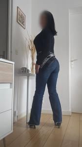 615959749: Chica busca chico en Barcelona