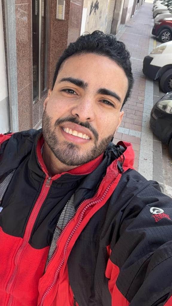 613457559: Chico busca chica en Murcia