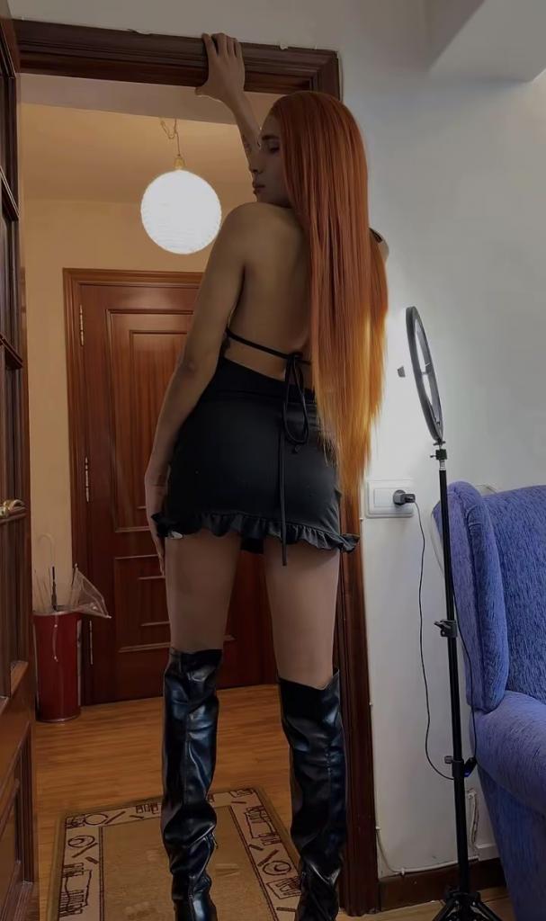 672592955: Transexual en Lugo