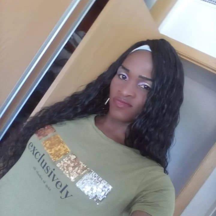 642154271: Transexual en Sevilla