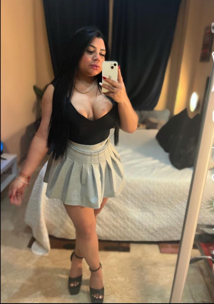 Chica busca chico en Sevilla: 