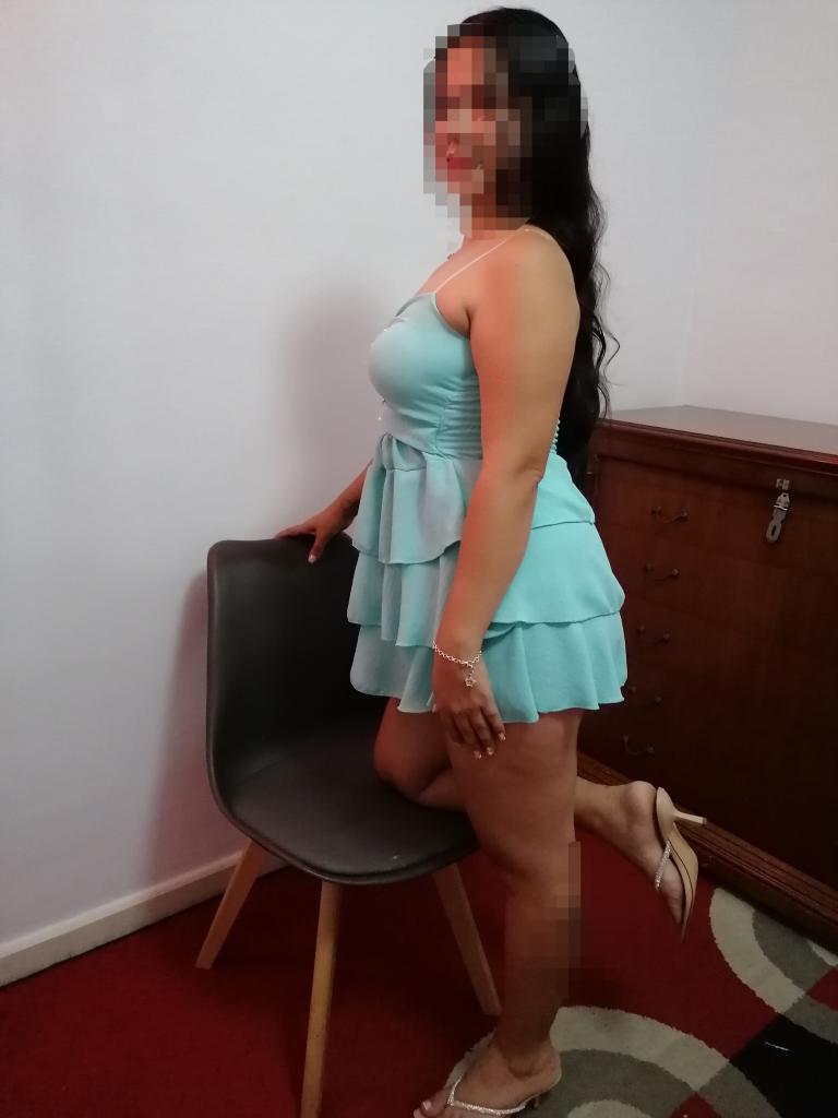 Chica busca chico en Almería: 