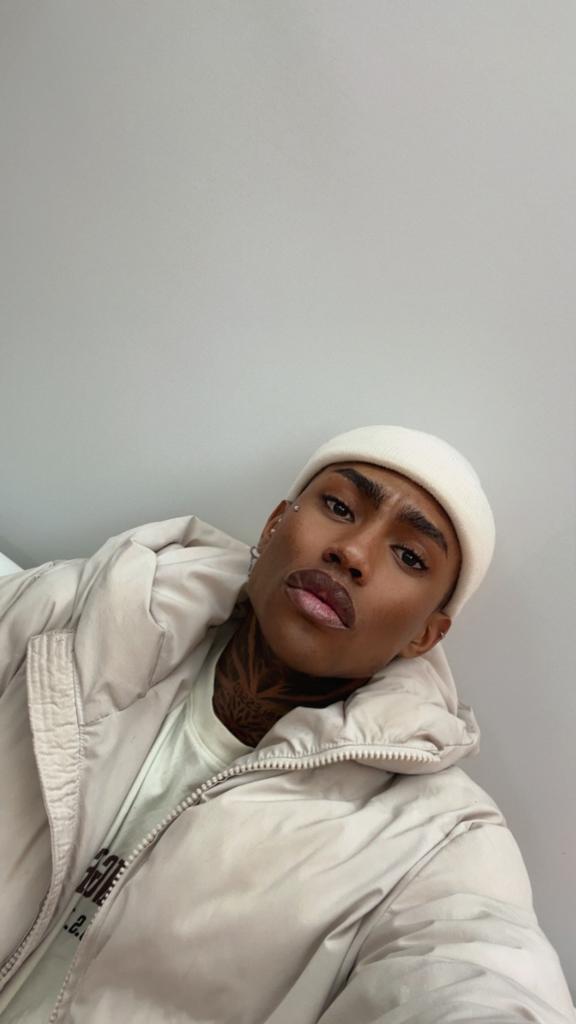 Chico busca chica en Mallorca: 