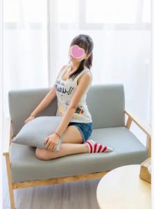 604925606: Chica busca chico en Madrid