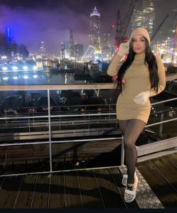 Chica busca chico en Almería: 