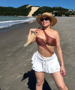 692288426: Chica busca chico en Sevilla