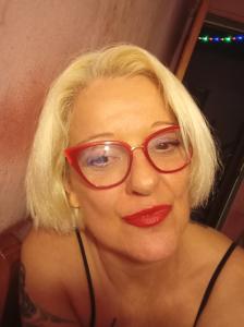 634748491: Chica busca chico en Valencia