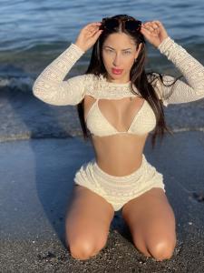 674970495: Chica busca chico en Málaga