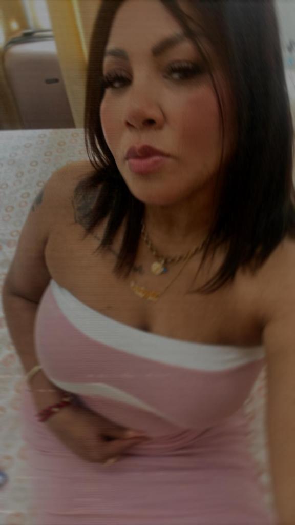 Chica busca chico en Cádiz: 