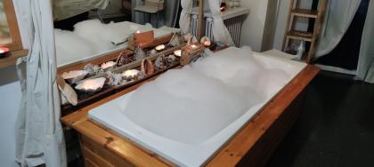 631565643: Chica busca chico en Barcelona