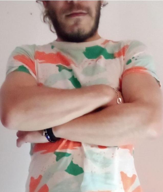 613989384: Chico busca chica en La Coruña