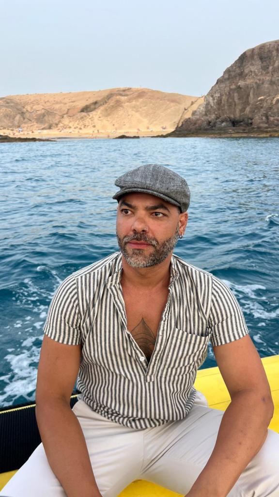 677665168: Chico busca chica en Las Palmas