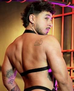 672044911: Chico busca chica en Ceuta