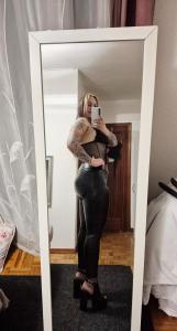 614560653: Chica busca chico en Pontevedra