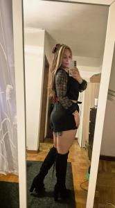 614560653: Chica busca chico en Pontevedra