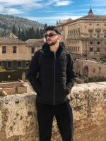 637705099: Chico busca chica en Navarra