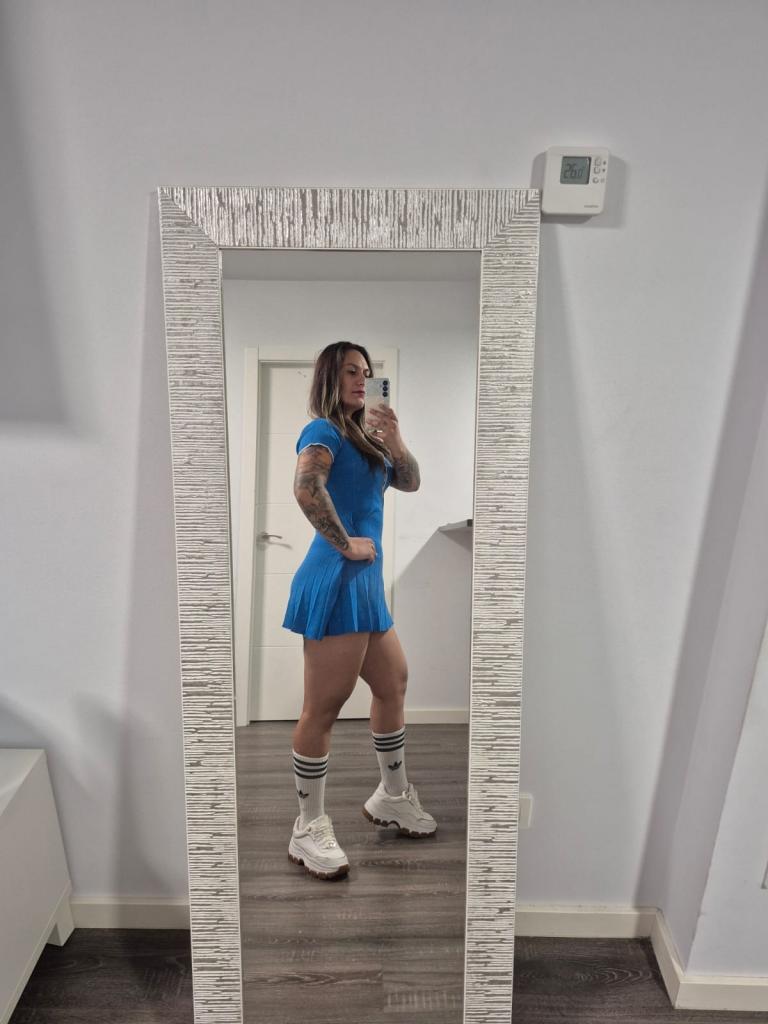 614560653: Chica busca chico en Pontevedra